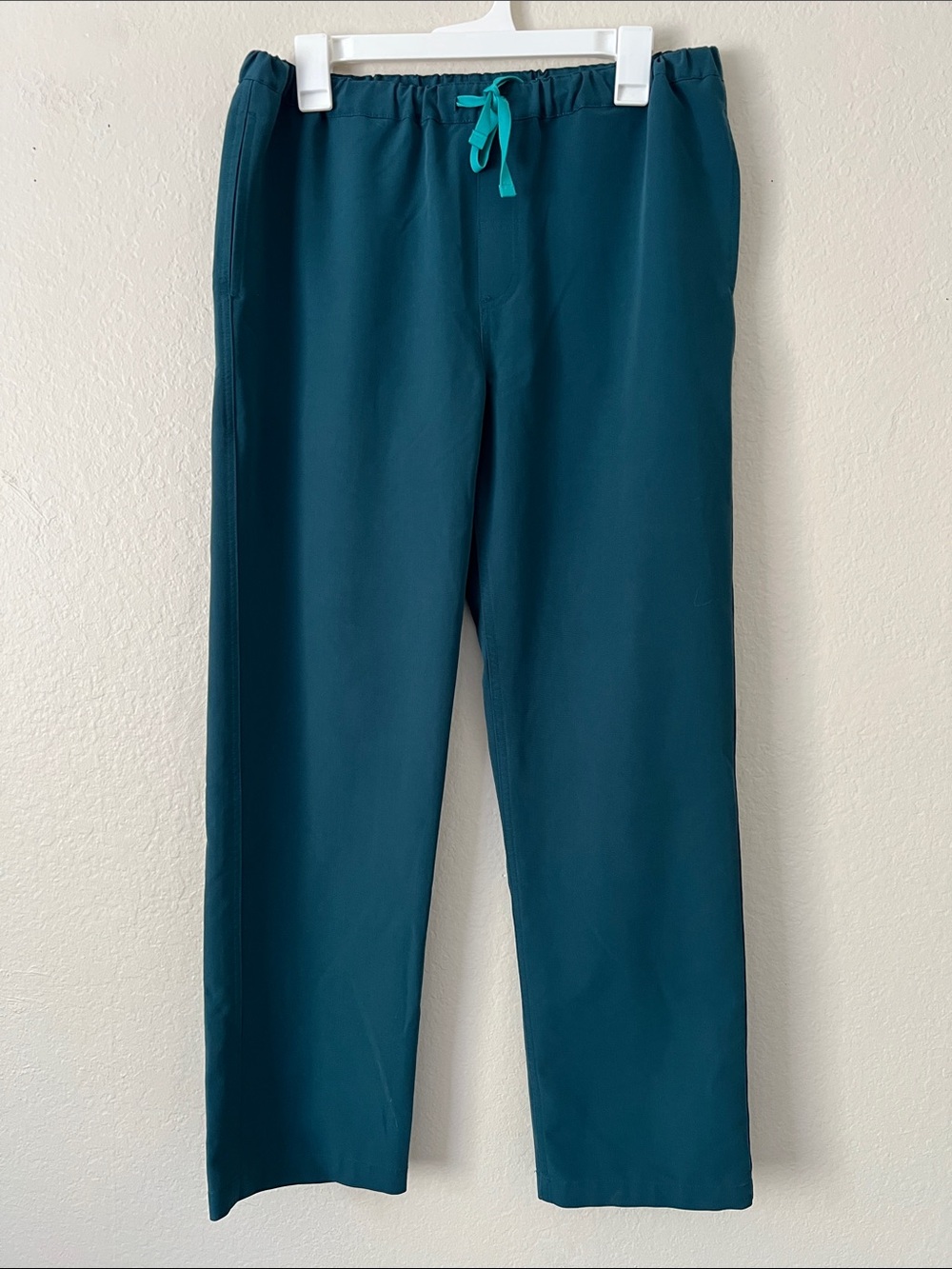 EUC FIGS Pisco Basic Scrub Pants PO#4911 Caribbean Green Size M